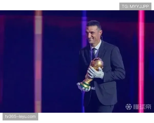 斯卡洛尼战术革新：灵活机动体系引领阿根廷足球迈入新时代