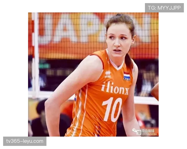 拉菲尼亚戴帽闪耀赛场，状态回暖引爆关注